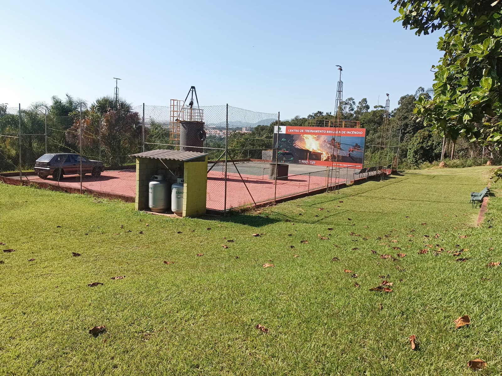 Vista total da pista de combate a incêndio do Centro de Treinamento Tecnoseg em Jundiaí SP